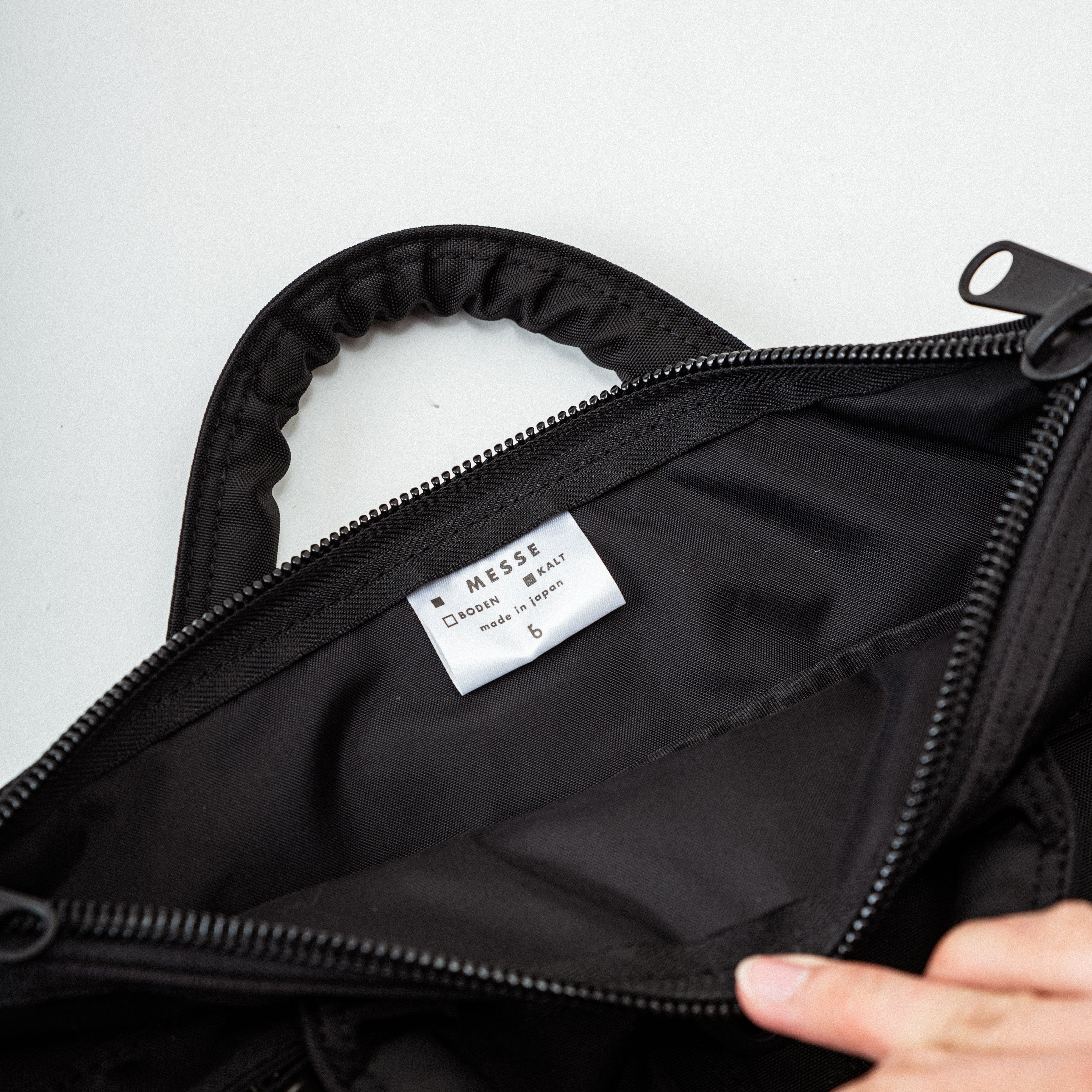 【7/15より順次発送】KALT "Mini Helmet Bag" 86140