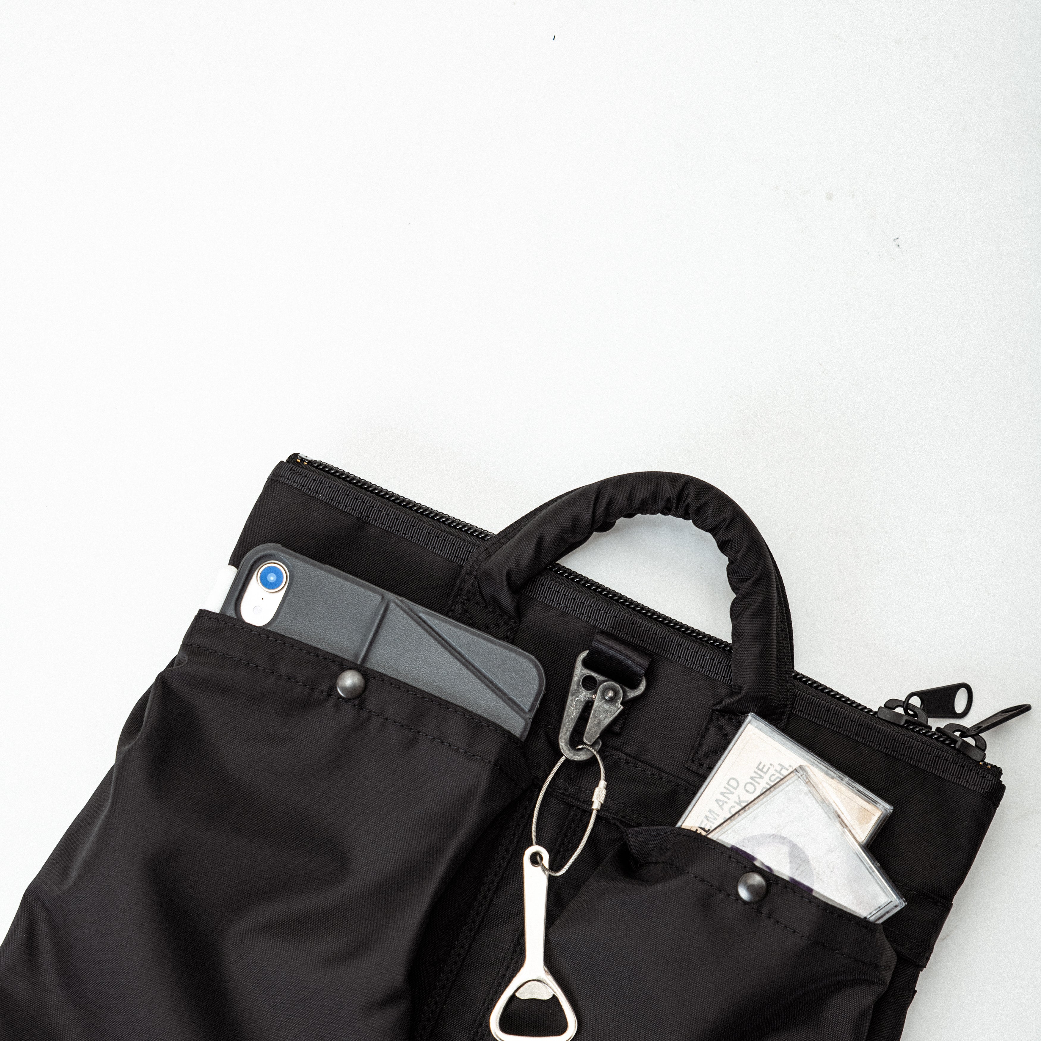 【7/15より順次発送】KALT "Mini Helmet Bag" 86140