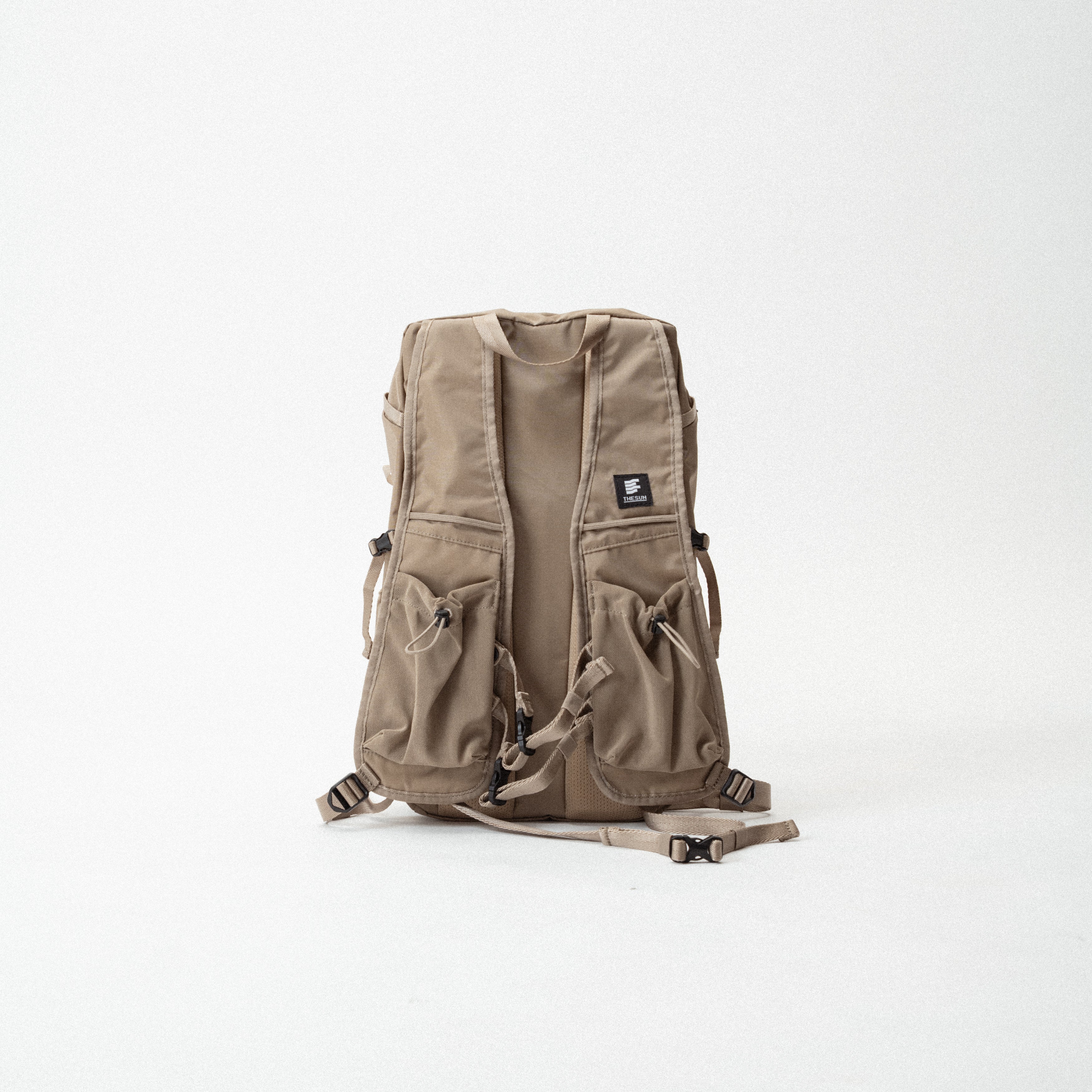 【BLACK 8月初旬再入荷】ROOTS BR 15 "Mini Rucksack" 50202