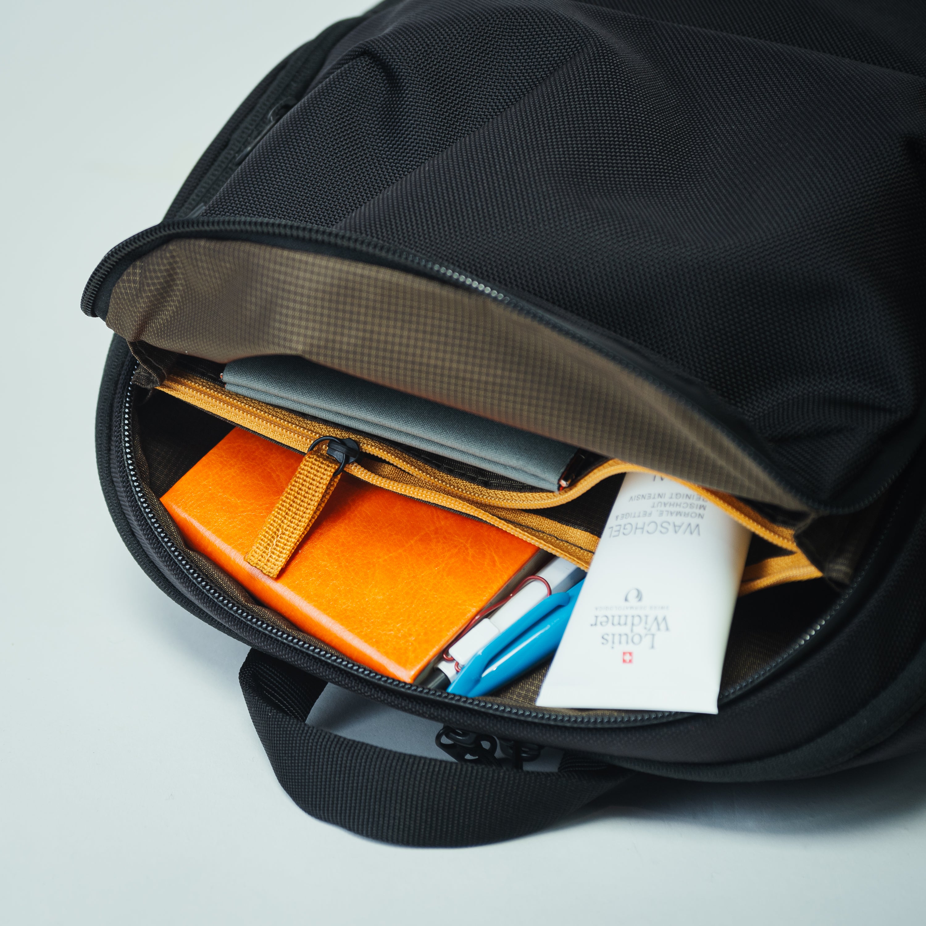 VESPO ACTIVEFO20 Ballistic 50239 【2026年夏発売予定】