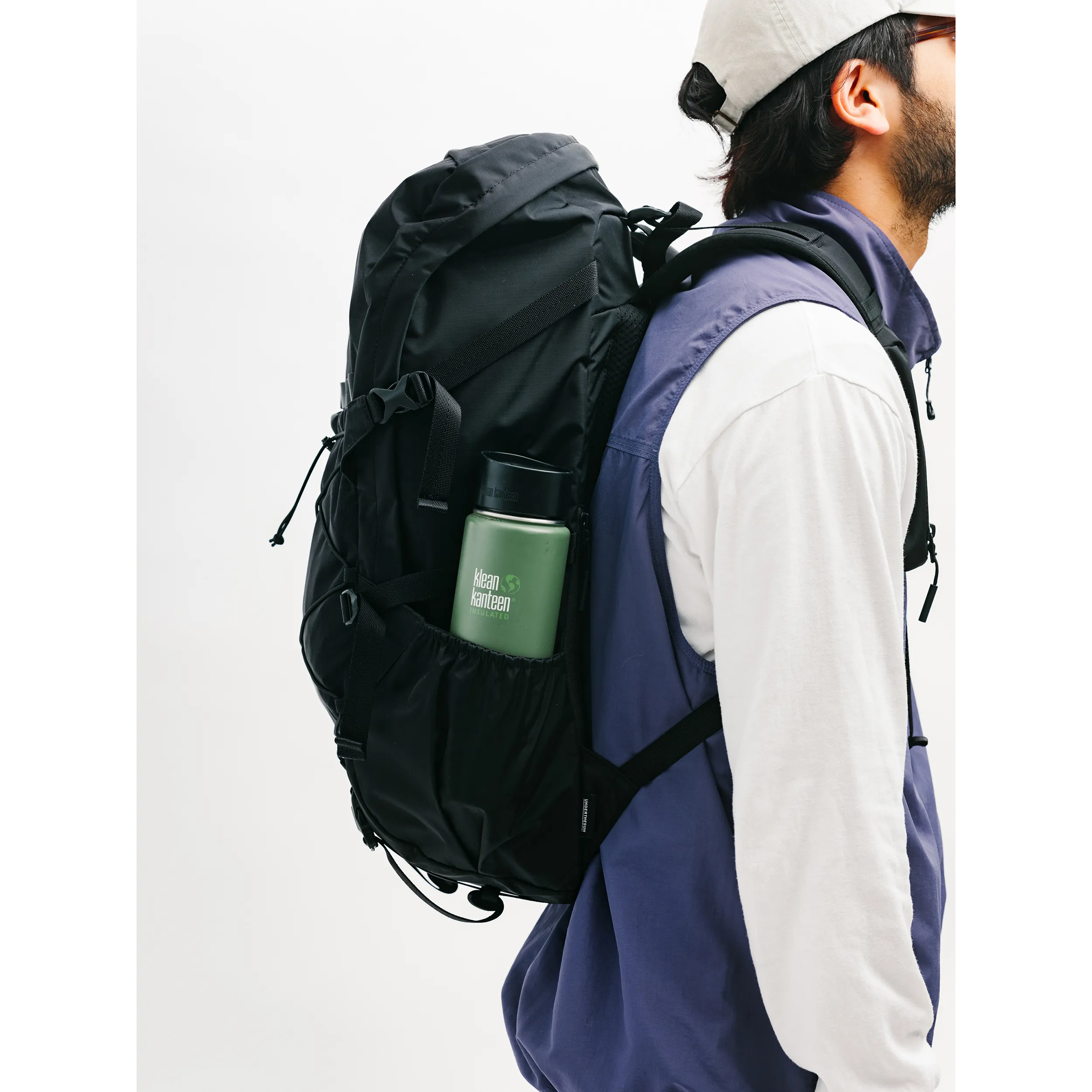 リュックサック、サイドポケット