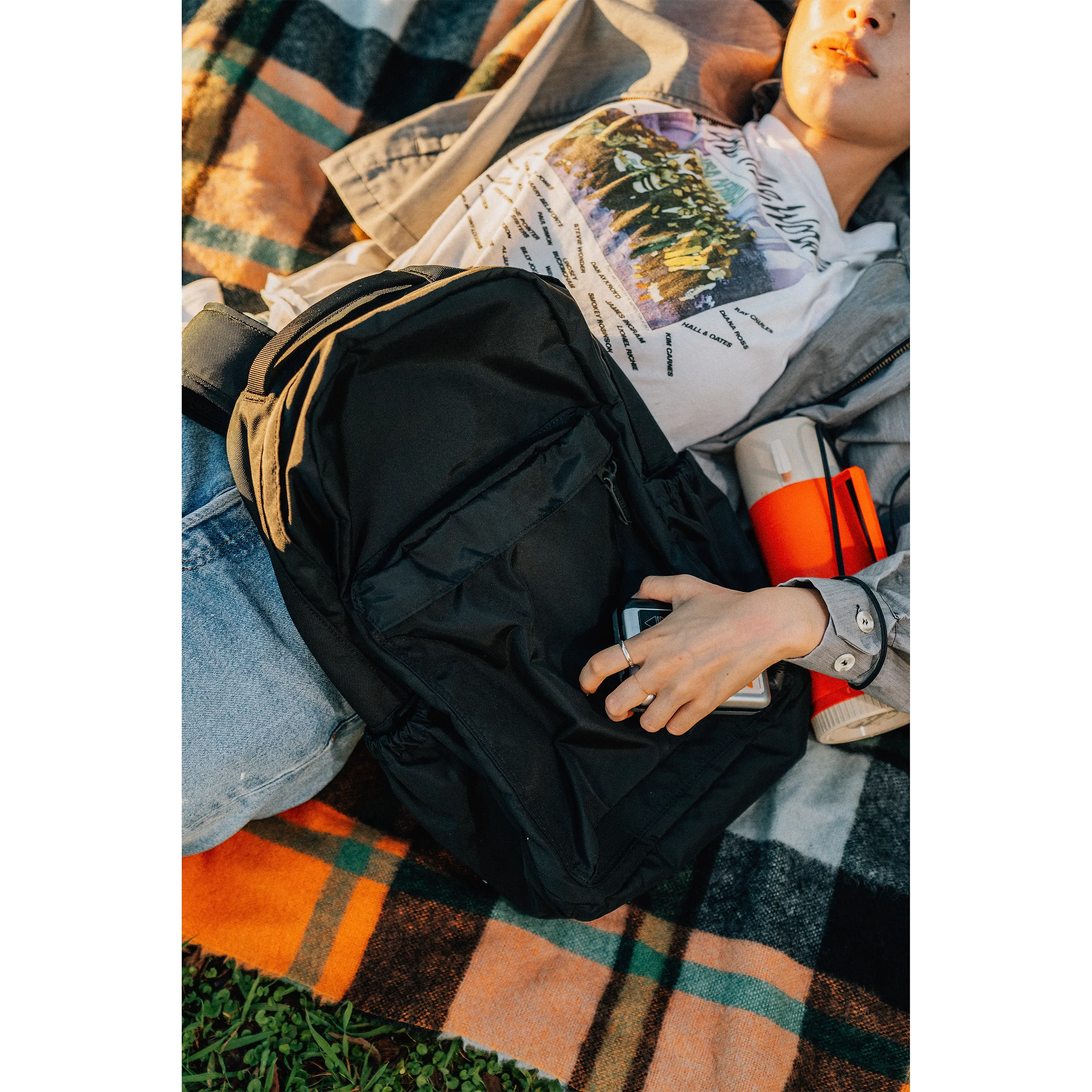 【完売御礼】次回入荷未定UNDERTHESUN Into ディパック 50143