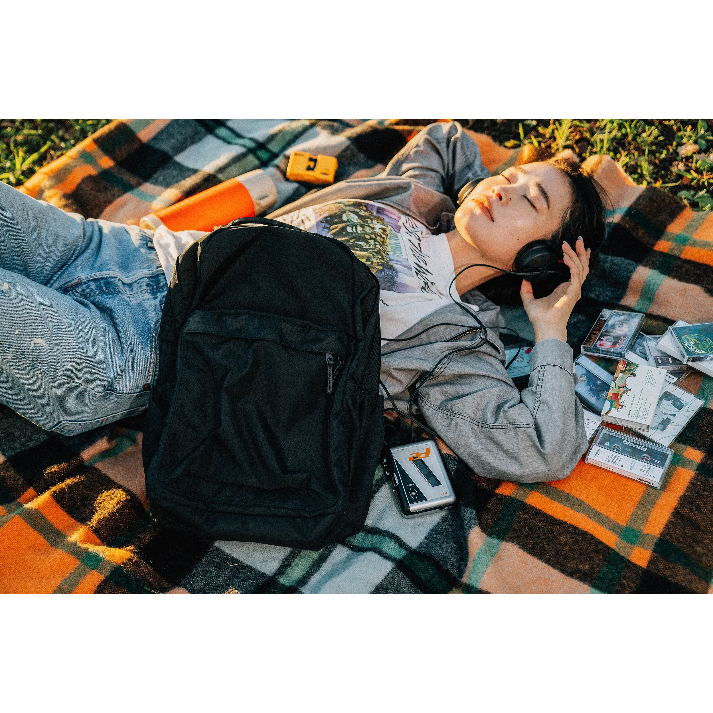 【完売御礼】次回入荷未定UNDERTHESUN Into ディパック 50143