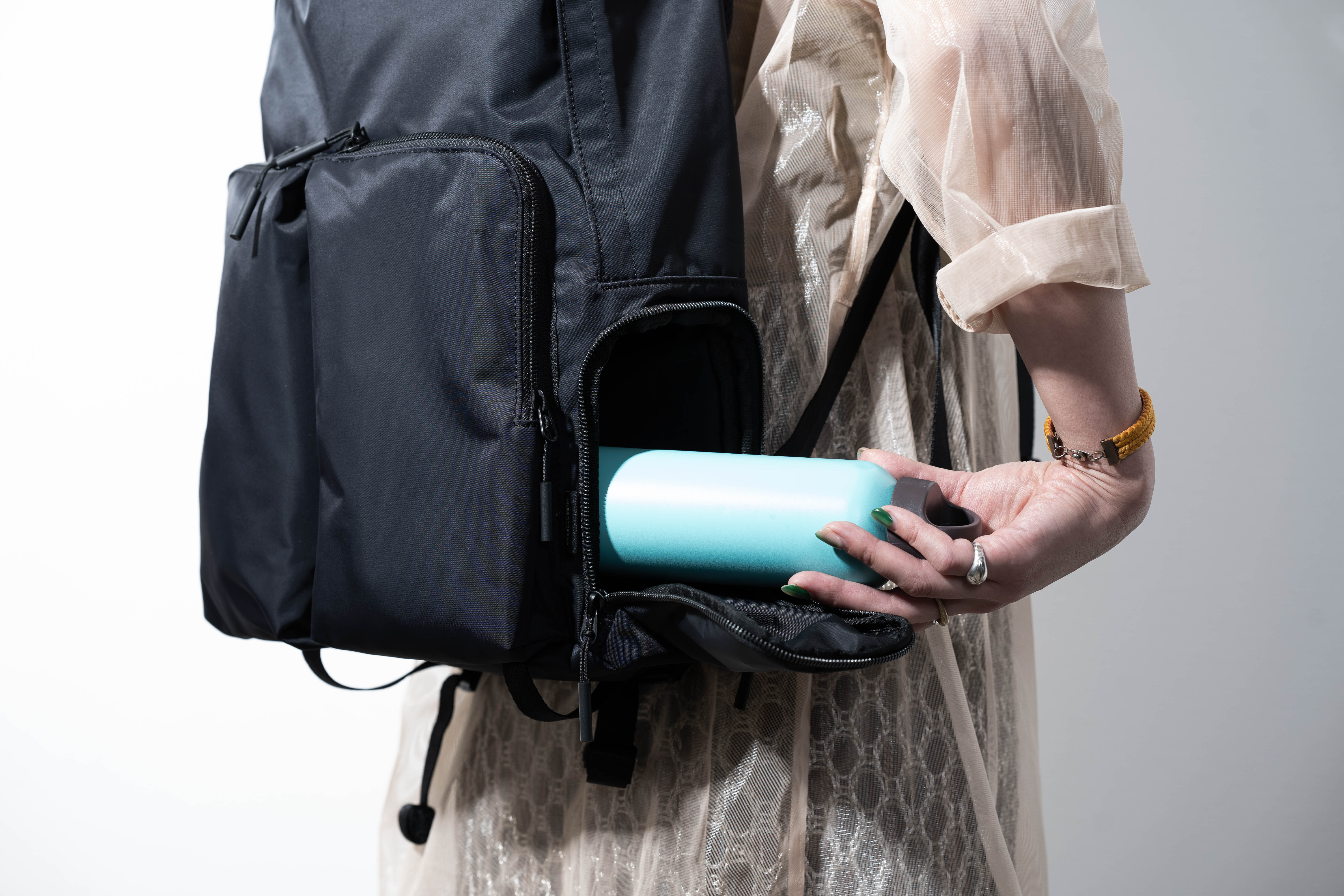 UNDERTHESUN FAMILYTIES ”2P Daypack” 50123-00 ドラマ着用アイテム